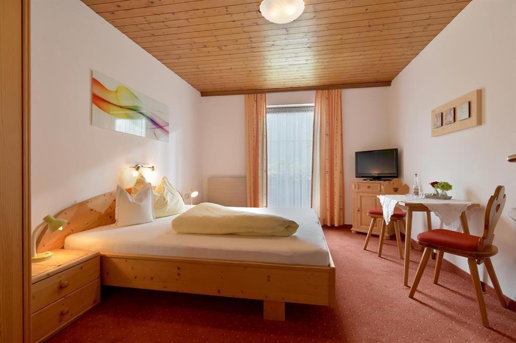 Landhaus Gredler Mayrhofen Esterno foto