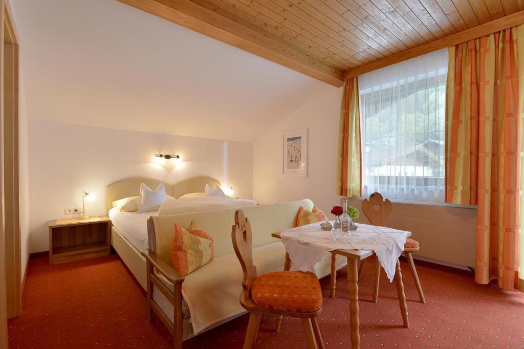 Landhaus Gredler Mayrhofen Esterno foto