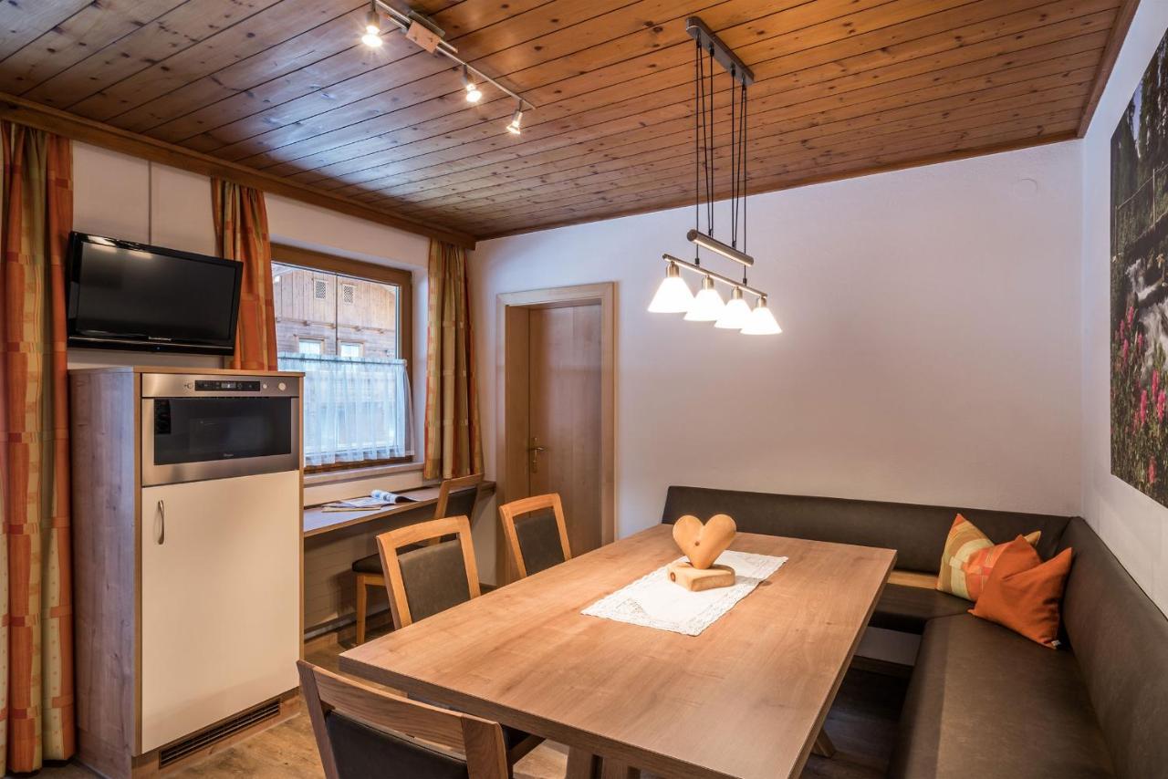 Landhaus Gredler Mayrhofen Esterno foto